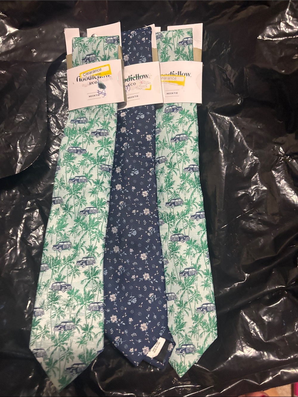 Goodfellow & Co Green Palm Tree and Navy Floral Neckties - Set of 3